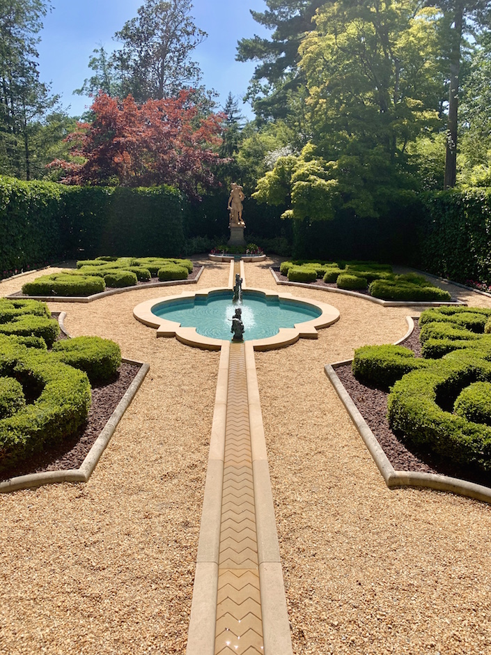 Hillwood Estate, Gardens and Museum